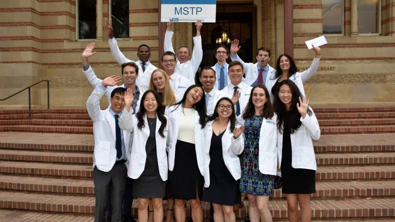 Incoming MSTP class receives their white coats!